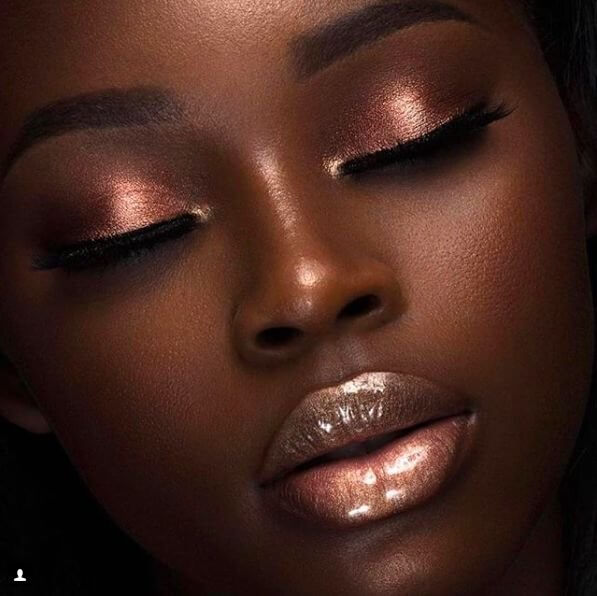 Metallics were not only trending in fashion, but they dominated in makeup world as well. You can apply a significant amount of bronze shine on your lips, and to highlight your eyes with metallic red-brownish shade.