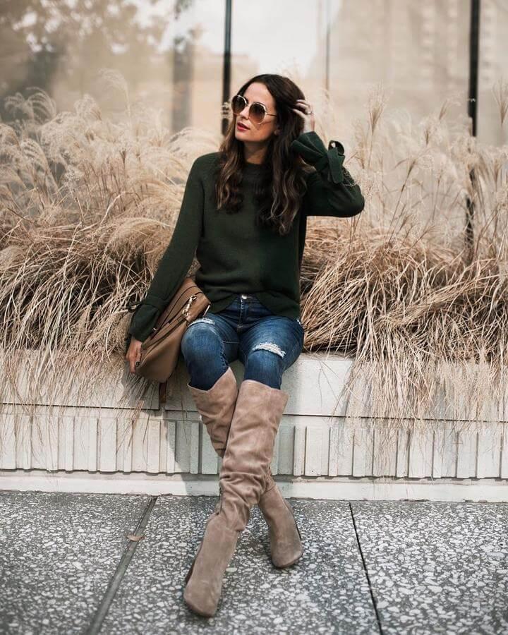 Did you know that emerald and beige make one perfect combination? You can wear this lovely combination during the fall and winter months. You can style this outfit as every day or working attire.