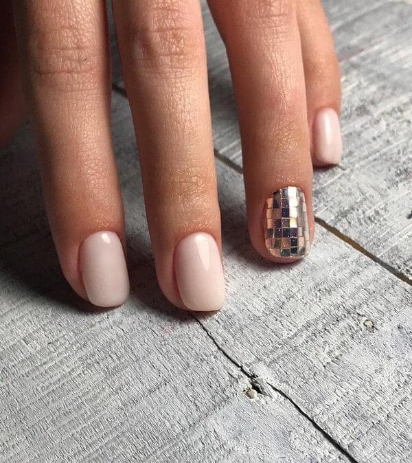 Neutral Nails with Interesting Detail