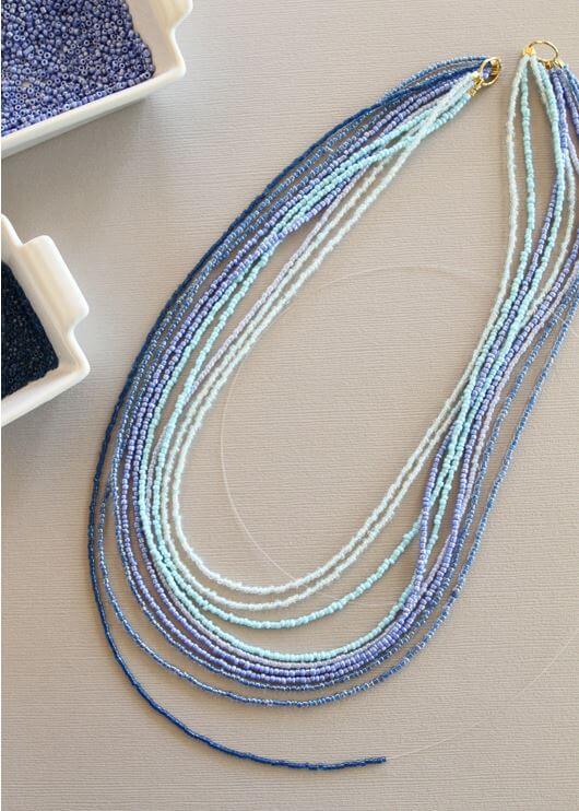 Ombre seed bead necklace 3.
