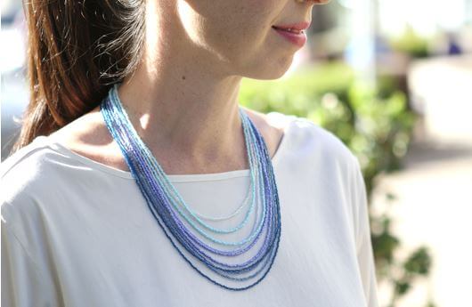 Ombre seed bead necklace.