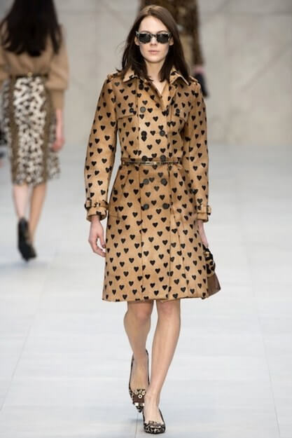 Old but gold, this trench coat from Burberry is super up-to-date.