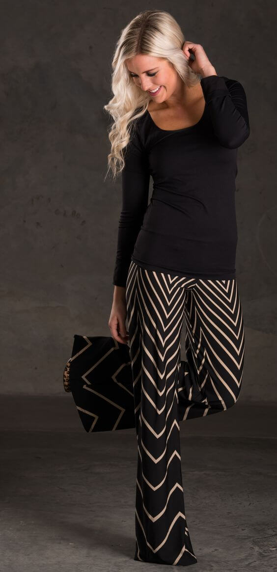 Such chevron print with golden details is perfect for holiday parties.