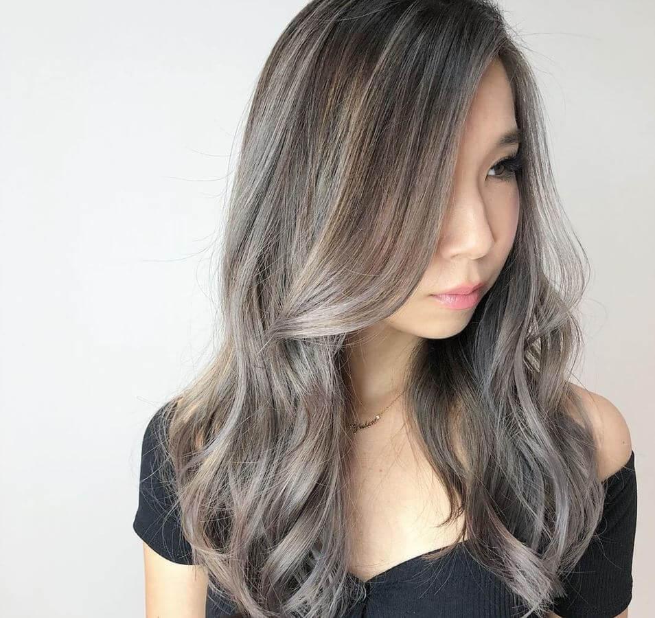 Add a freshness to your look with ash blonde highlights