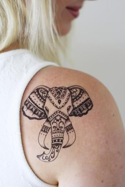If you are a fan of animal tattoos, do one in mandala style as this girl did on her back shoulder #summertattoo #minitattoo #minimalisttattoo #mandala