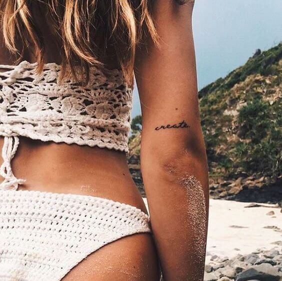 Choose a word in a tattoo that means something to you - that inspires you to keep on going, to be creative and to live the life in the best way possible. #summertattoo #minitattoo #minimalisttattoo 