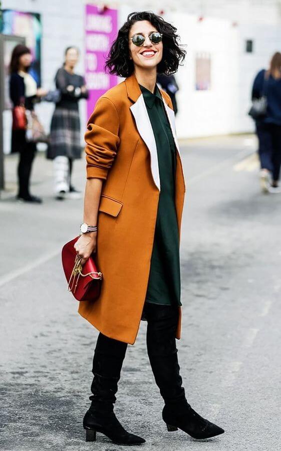 Combination of materials and colors of this outfit is just fantastic. Camel coat can work perfectly with emerald green silk shirtdress.