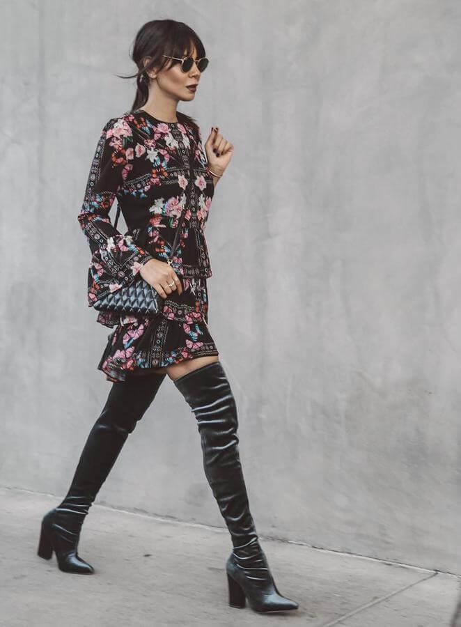Velvet tall boots will add a touch of luxury and glamour to all your outfits. Pair these boots with the floral dress and don’t worry about the cold. #bootsoutfit #nighout #nightoutlook