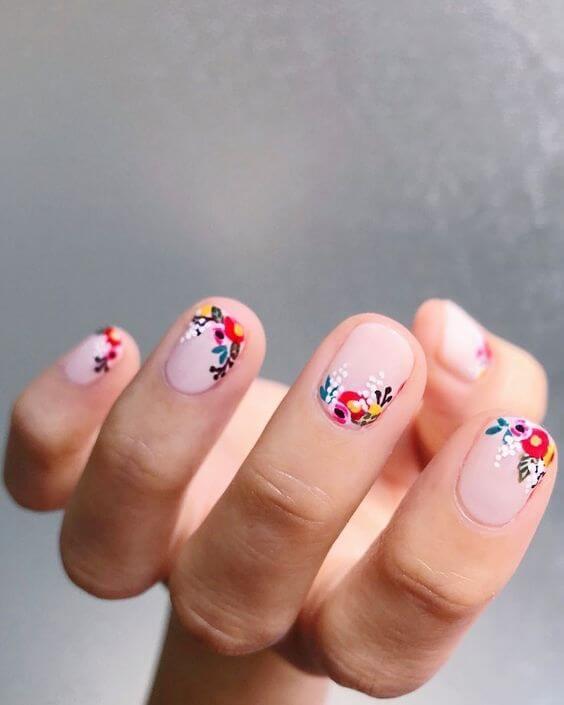 Cute Floral Nail Design