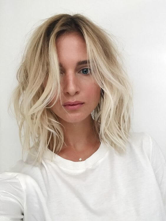 25 Wavy Lob Haircuts That Never Go Out Of Fashion - BelleTag
