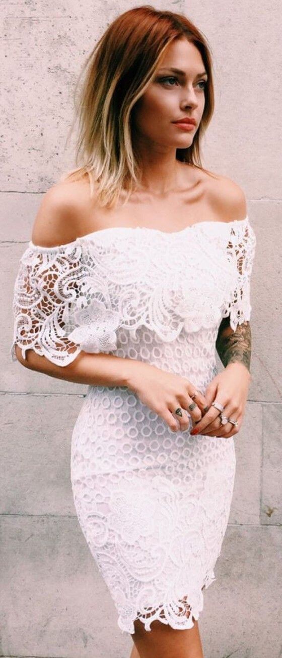 Fitted in crochet: Here is another beautiful fabric technique from the past – crochet. Designed in a sexy off-the-shoulder style, this one combines the old with the new.