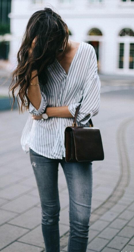 25 Outfits with Vertical Stripes For This Spring - BelleTag