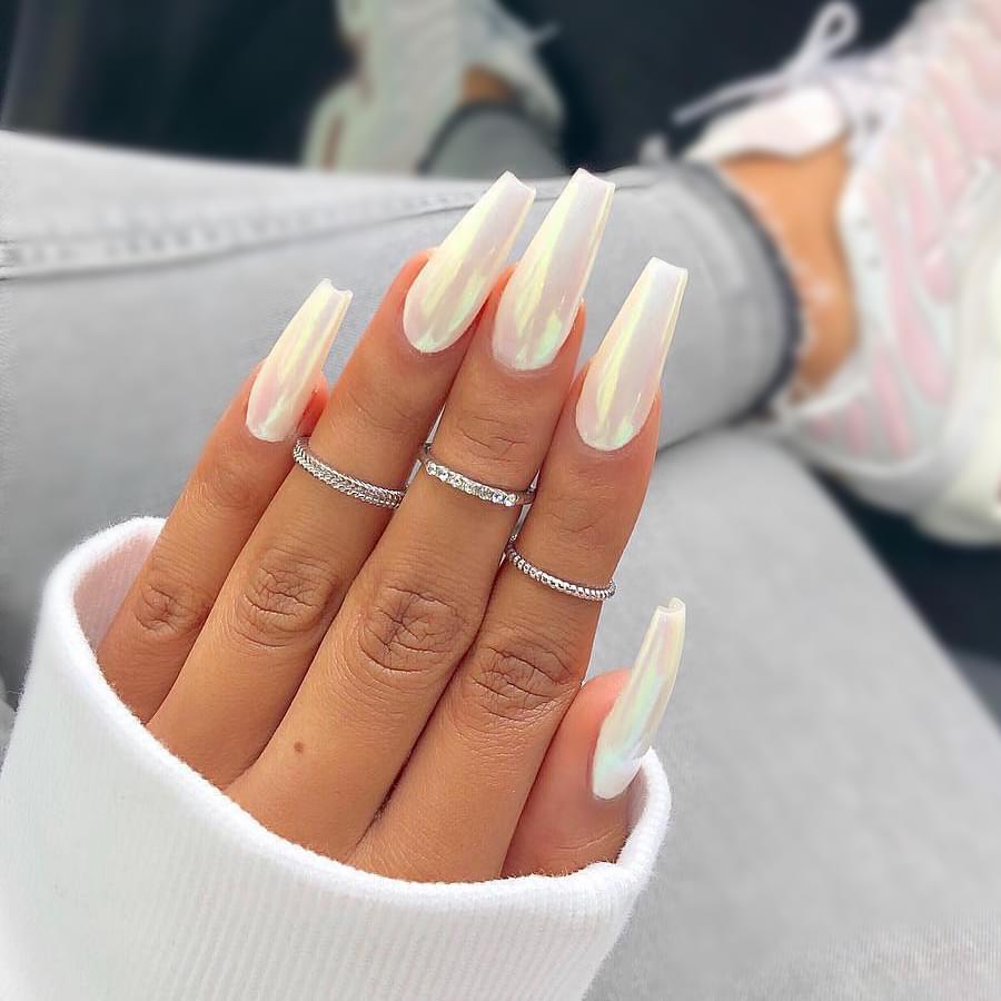 Coffin nails or ballerina nails