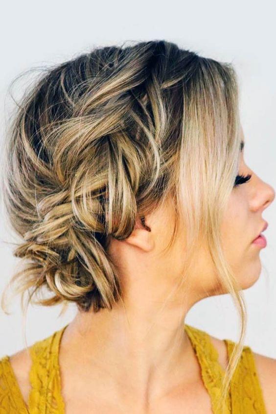 Perfect updo for short fine hair