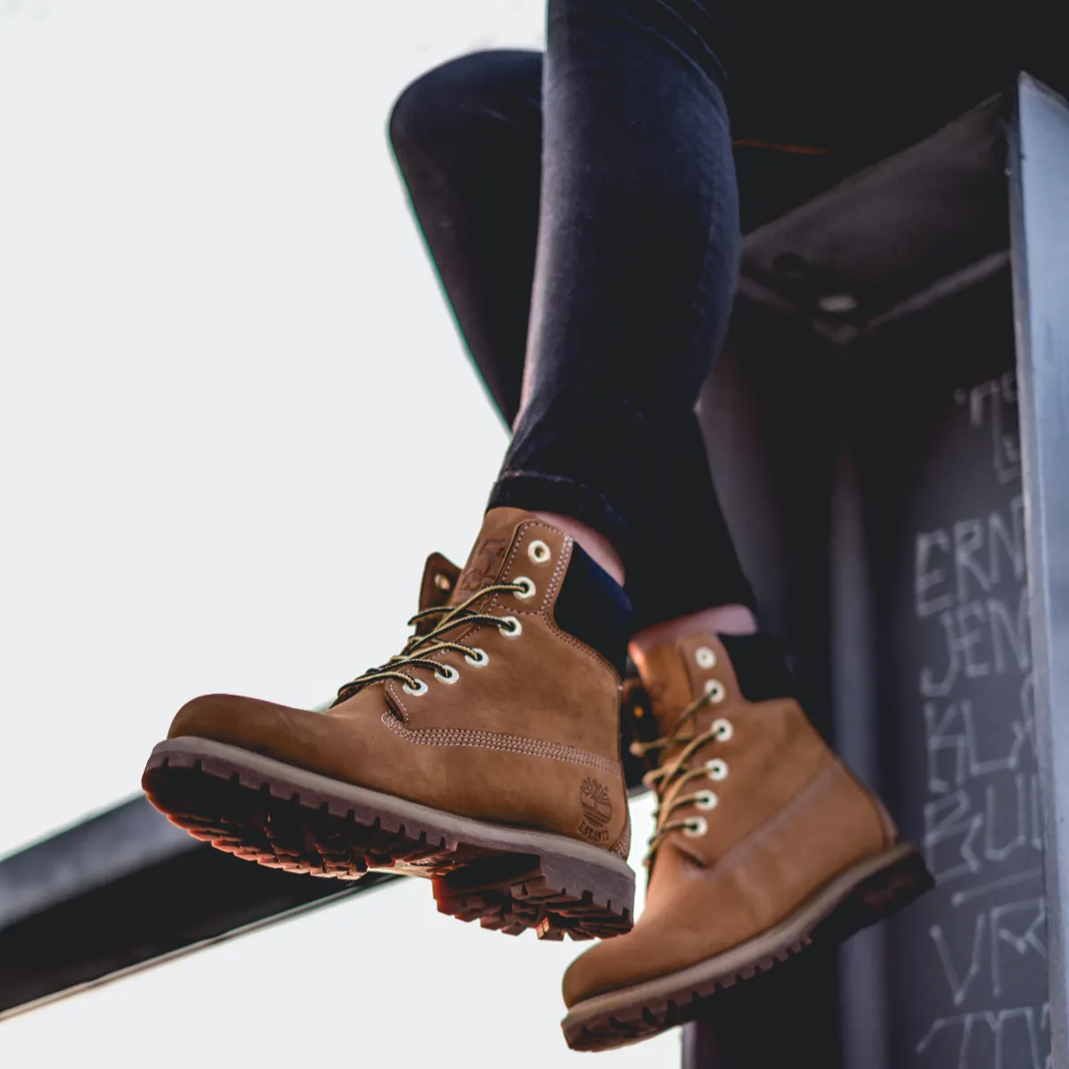 Nominaal Supplement cement How to Wear Timberland Boots Outside the Woods (a Cozy Guide) - BelleTag