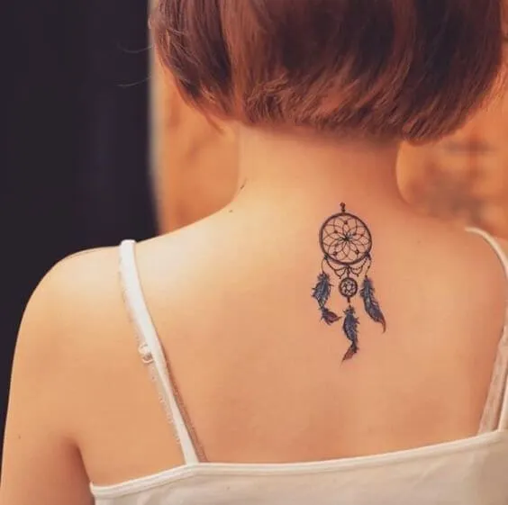 Beautiful dreamcatchers can be a fantastic tattoo idea. You can put them literally everywhere - back, arms or wrists.