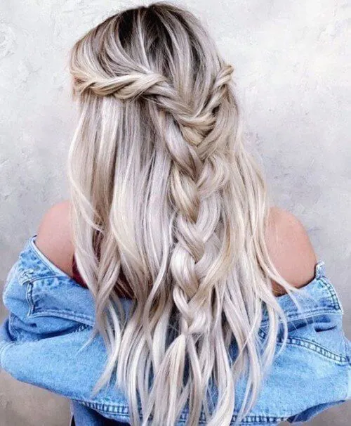 Relaxed braid for bohemian types