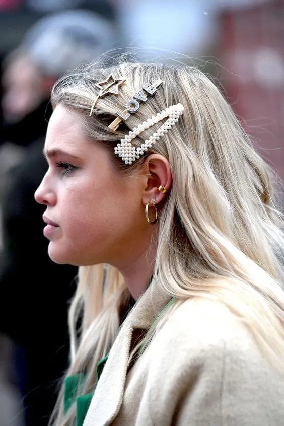 Street Style Appropriate Hair Pins