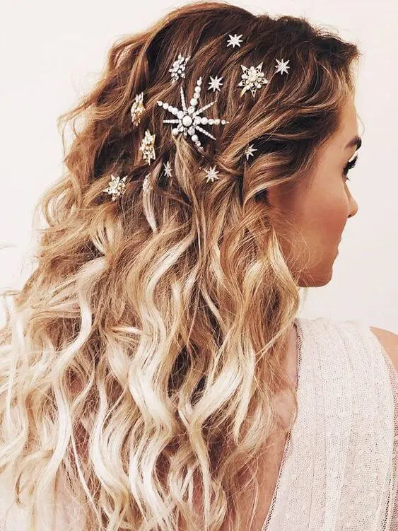 Shiny Hair Pins Inspired by Stars