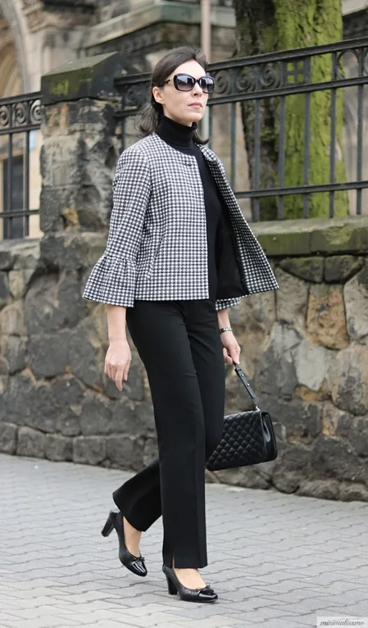 Houndstooth As A Staple - Smart and elegant, pattern and black- we