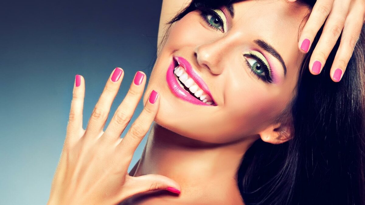 Pink nail color