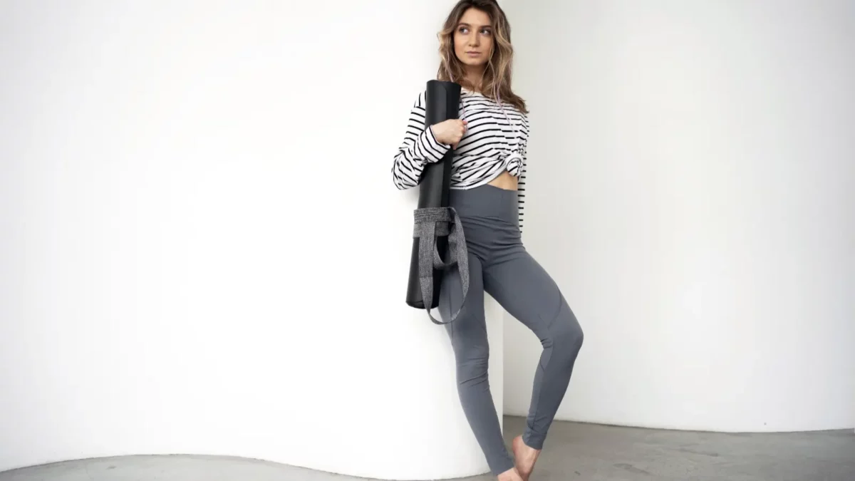 Woman wearing comfortable skinny jeans