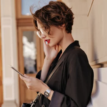 A cool-looking woman with tablet